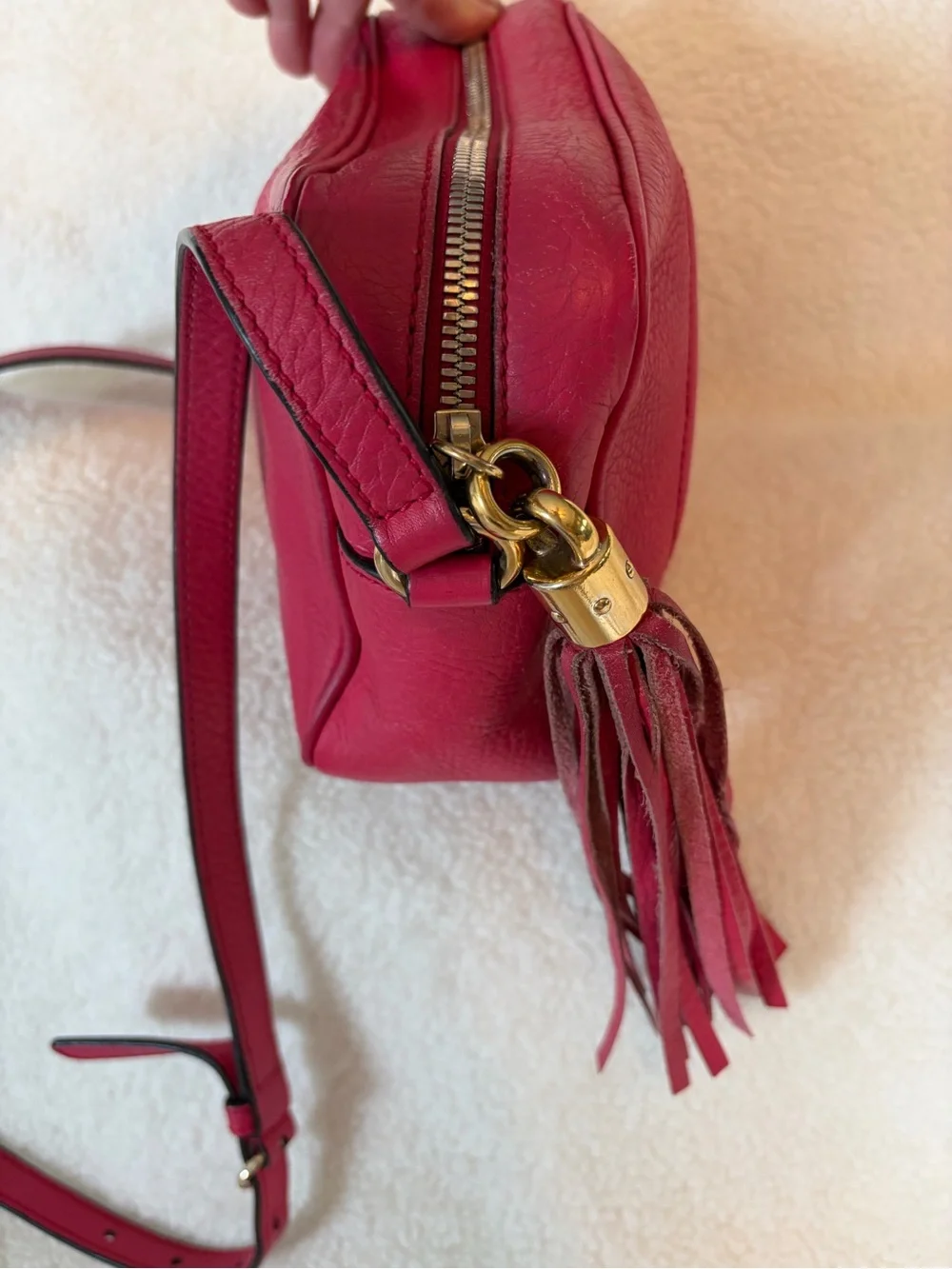 Gucci Soho Disco Bag in Fuchsia Leather with Tassel